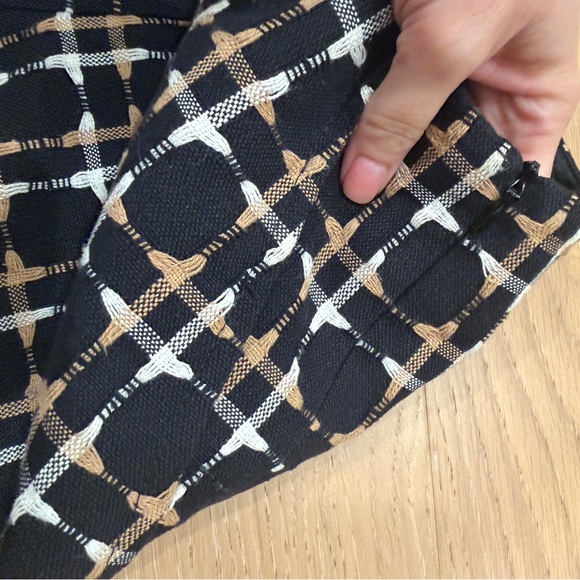 Trina Turk Women's Patterned Shorts - Navy, Red, Black Bundle of 3, size 4 - Picture 3 of 16